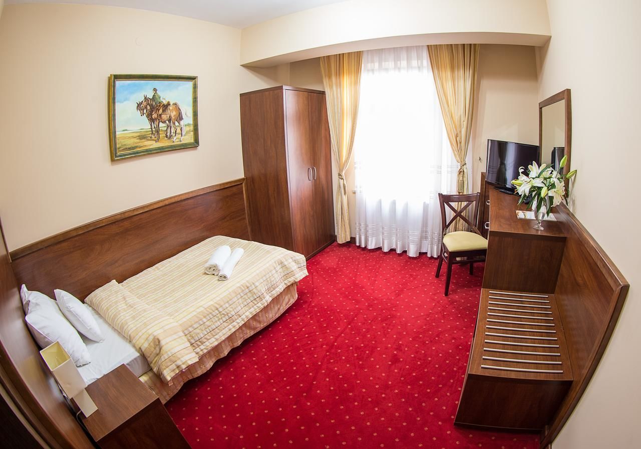 Отель Hotel Poniatowski Радом-20